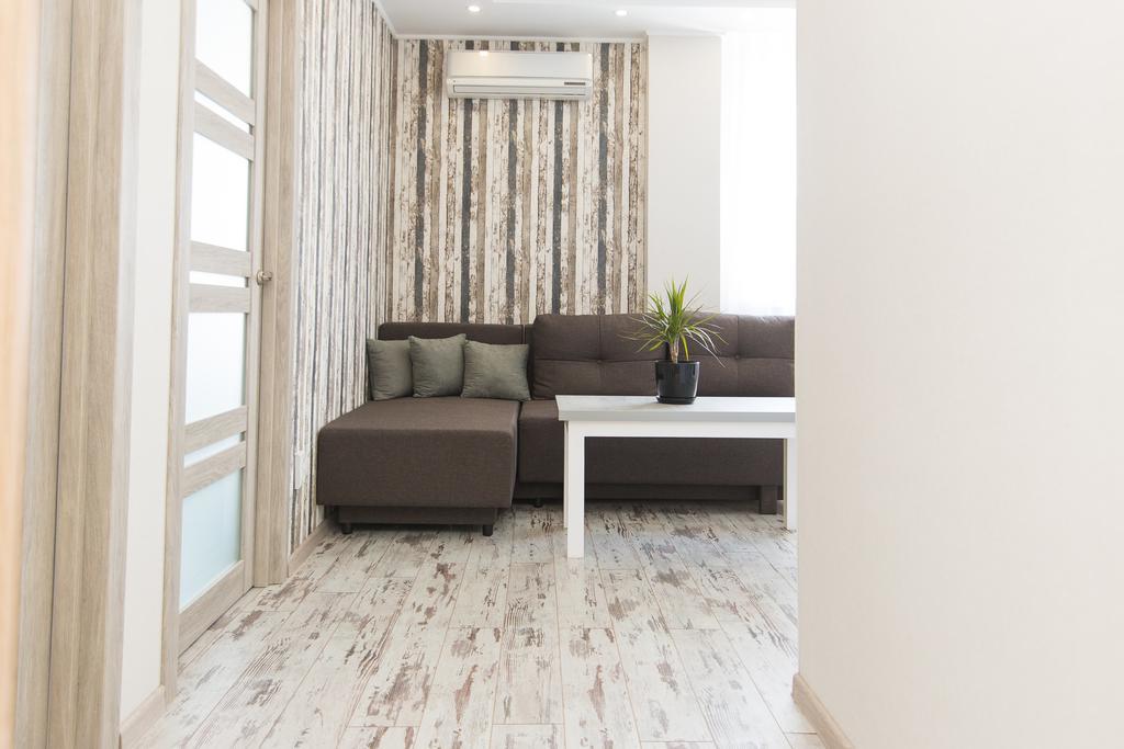 Vip Apartmen Lägenhet Sumy Exteriör bild