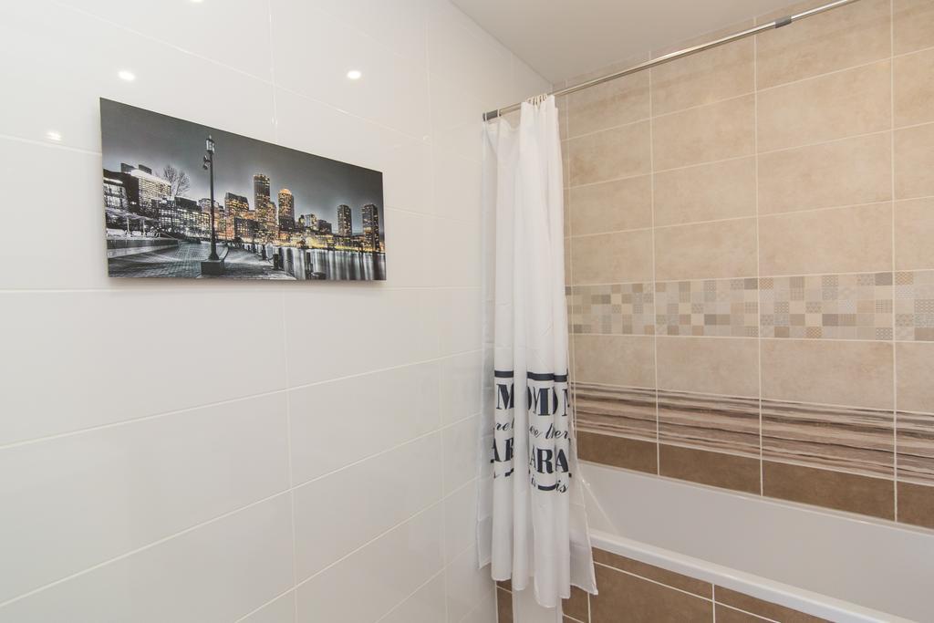 Vip Apartmen Lägenhet Sumy Exteriör bild
